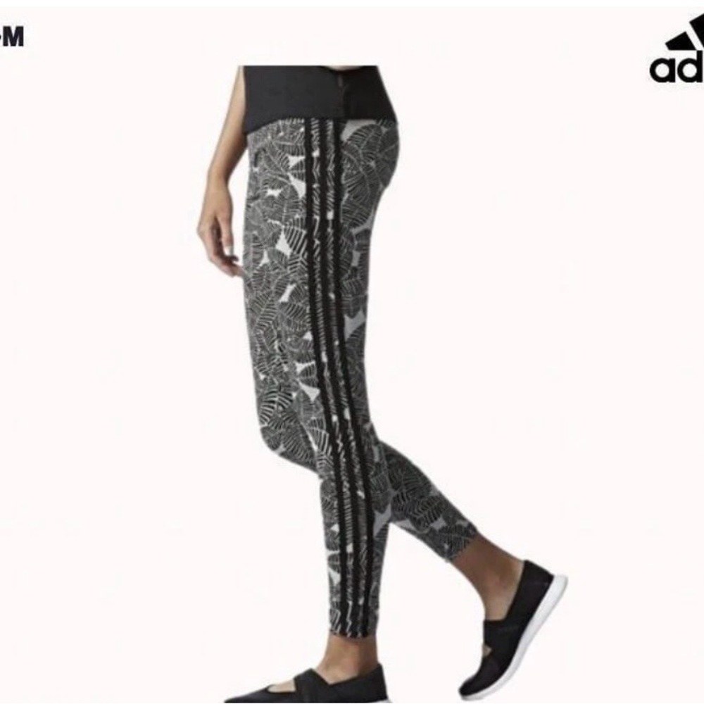 ADIDAS WLG WOMEN MGREYH & BLACK LEGGING
Size S / XS